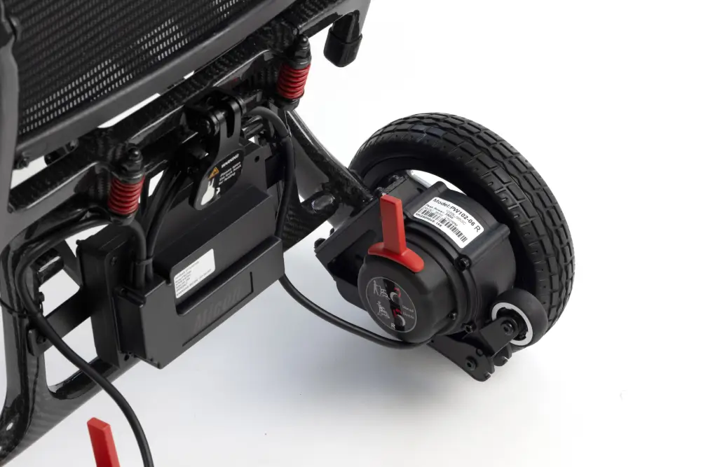 MM60 Carbon - Image 10